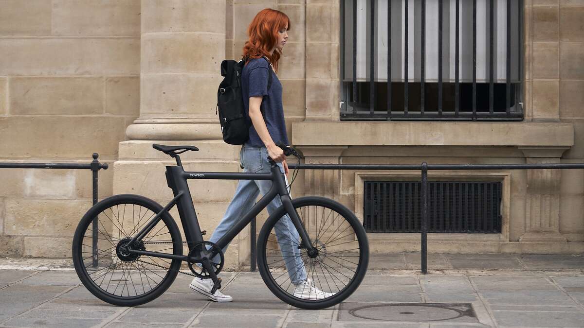 20210707150100 Cowboy 3 16 9 Paris